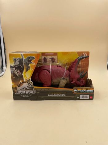 Figurine Jurassic World dinosaure Diabloceratops Dino trackers Mattel neuf