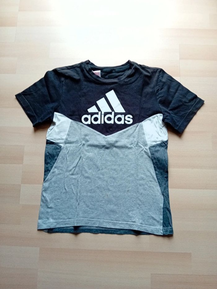 Tshirt Adidas 11 12 ans