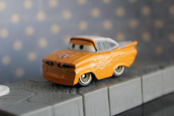 Disney pixar cars mini racer Ramone first version