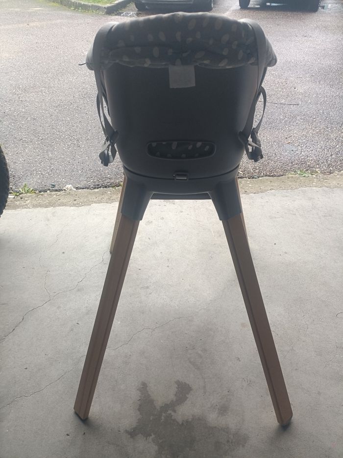 Chaise haute - photo numéro 2