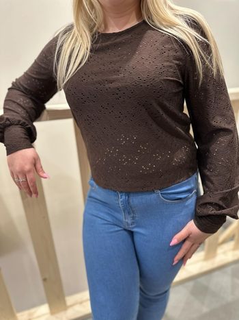 Très joli haut marron Only 🖤