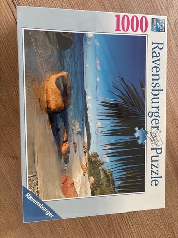 Puzzle 1000 pièces.