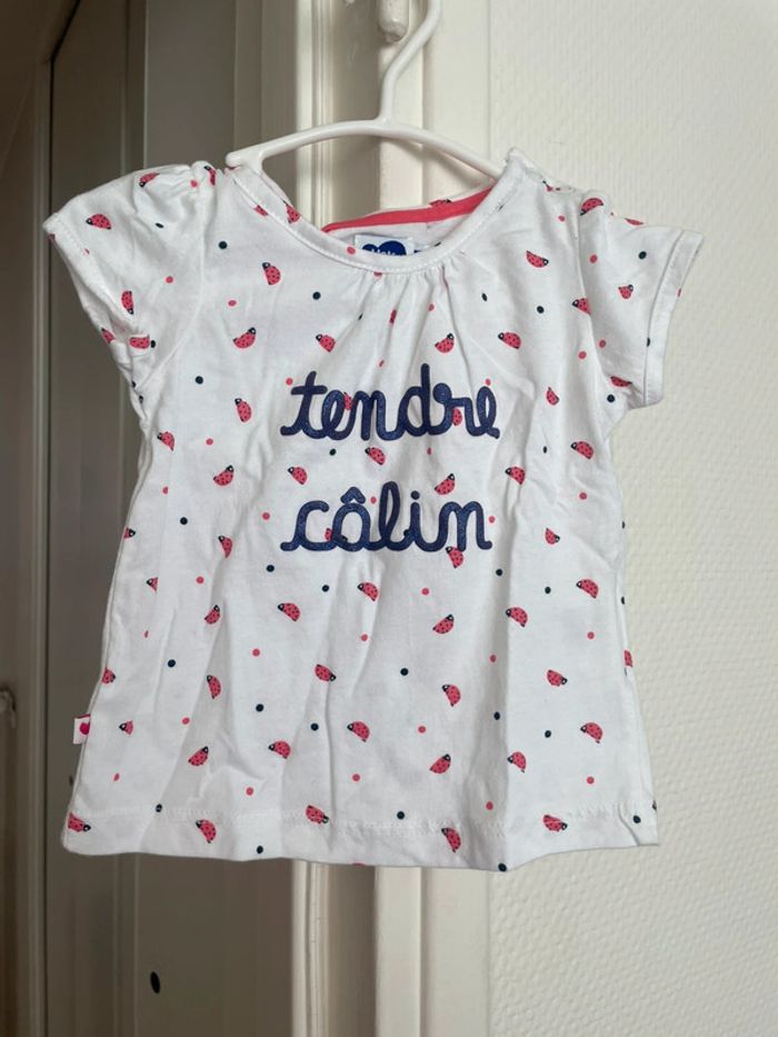 T-shirt tendre câlin bébé fille
