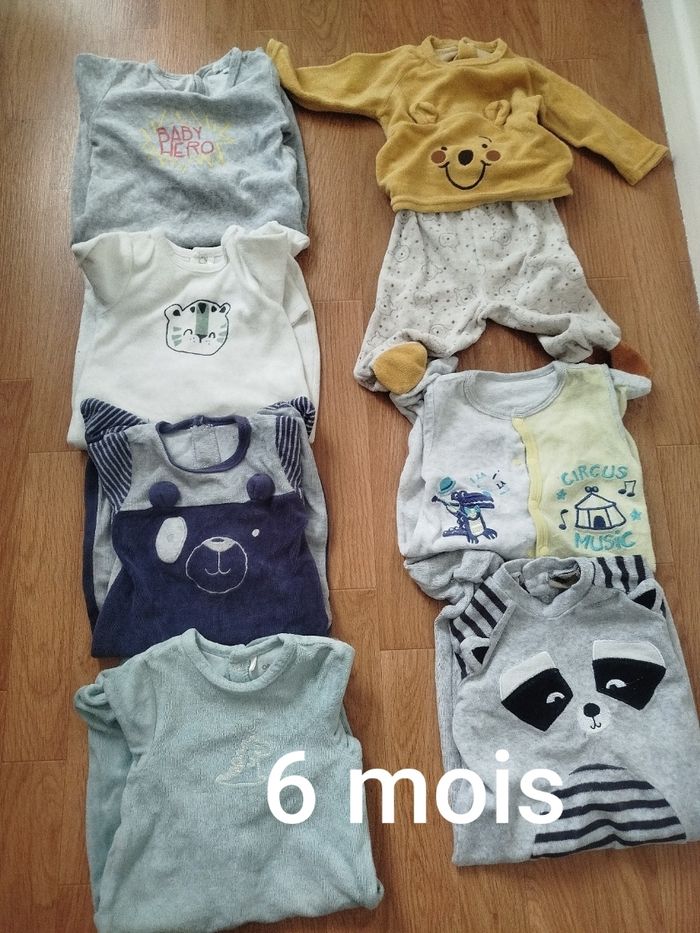 Lot de 41. 6 mois Bébé garçon - photo numéro 8