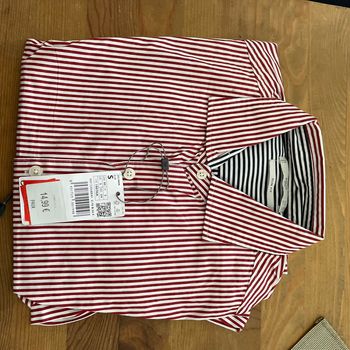 Chemise rouge et bleu