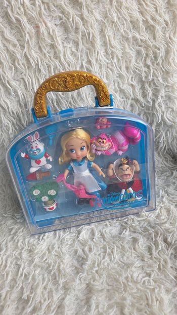 Mini poupée disney - valise Mini animator - princesse alice - disneyland paris disney store Neuf