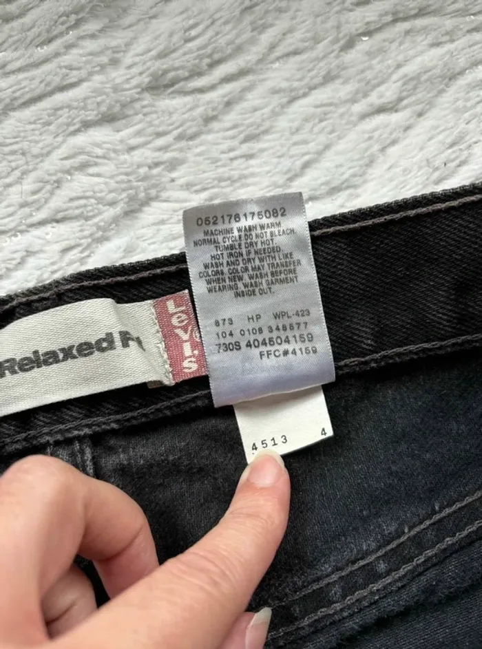 Jean Levi’s femme 550 Relaxed Fit W26 L28 S/36 Gris anthracite noir Mexico US rare y2k 2000s - photo numéro 12