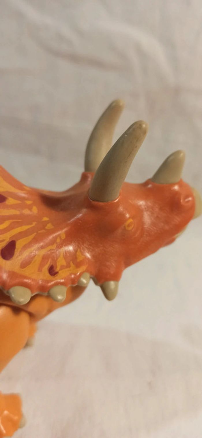 Dinosaure triceratops orange playmobil - photo numéro 9