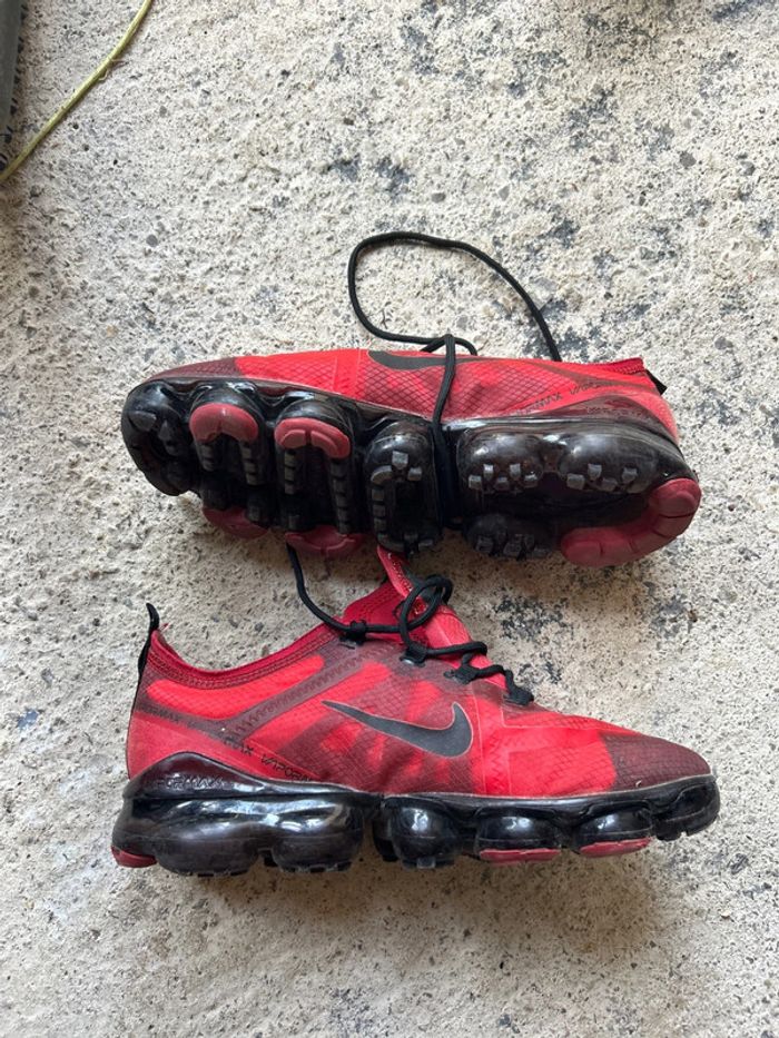 Basket Nike Vapormax pointure 41 - photo numéro 2
