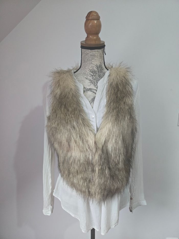 Gilet sans manches en fausse fourrure – Chic bohème et douillet