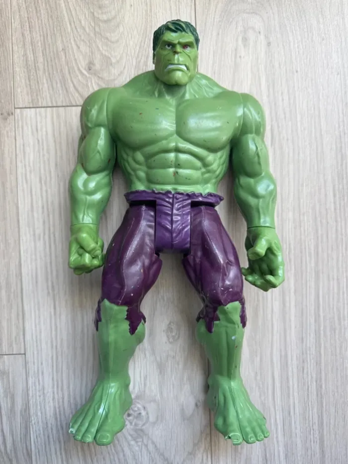 Hulk 30cm
