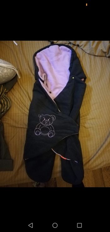 Couverture bébé mauve