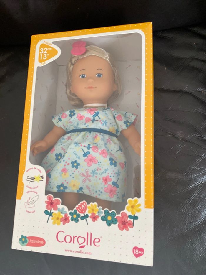 Robe avec un bandeau pour poupée Ma Corolle