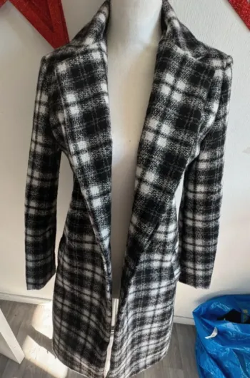 Très beau manteau L