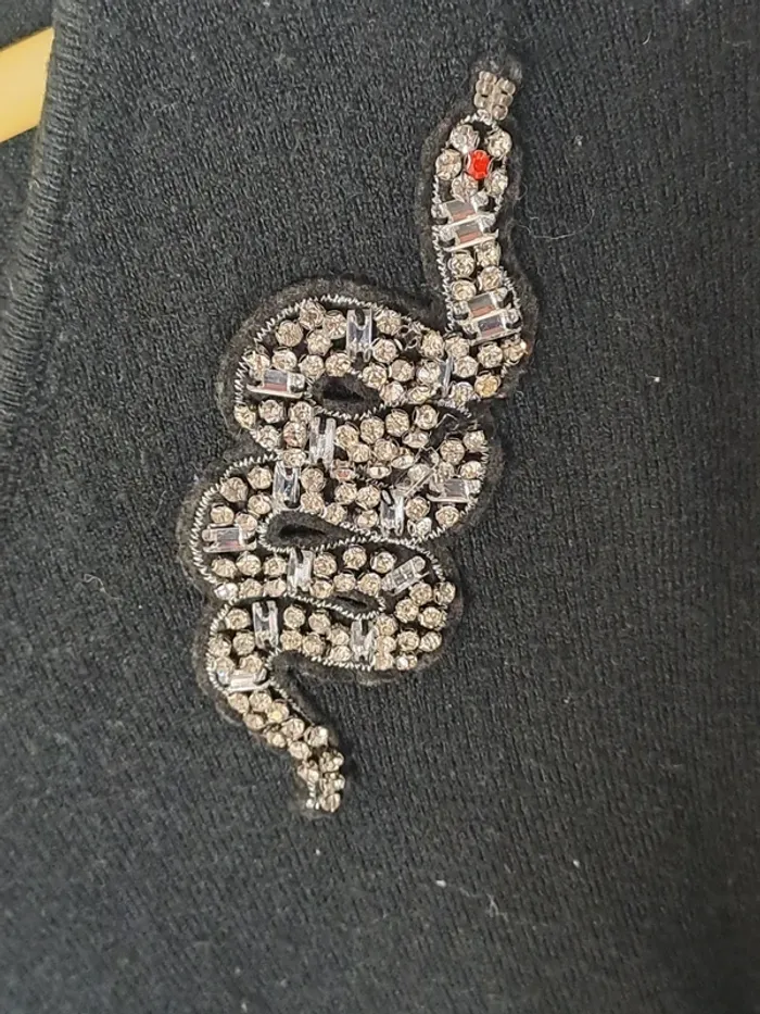 Pull noir Manches chauve-souris perle serpent - photo numéro 6