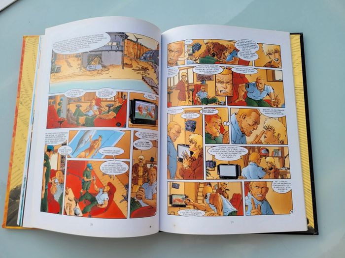 2 BD Carmen Mc Callum, tomes 1 et 2 (52) - photo numéro 8