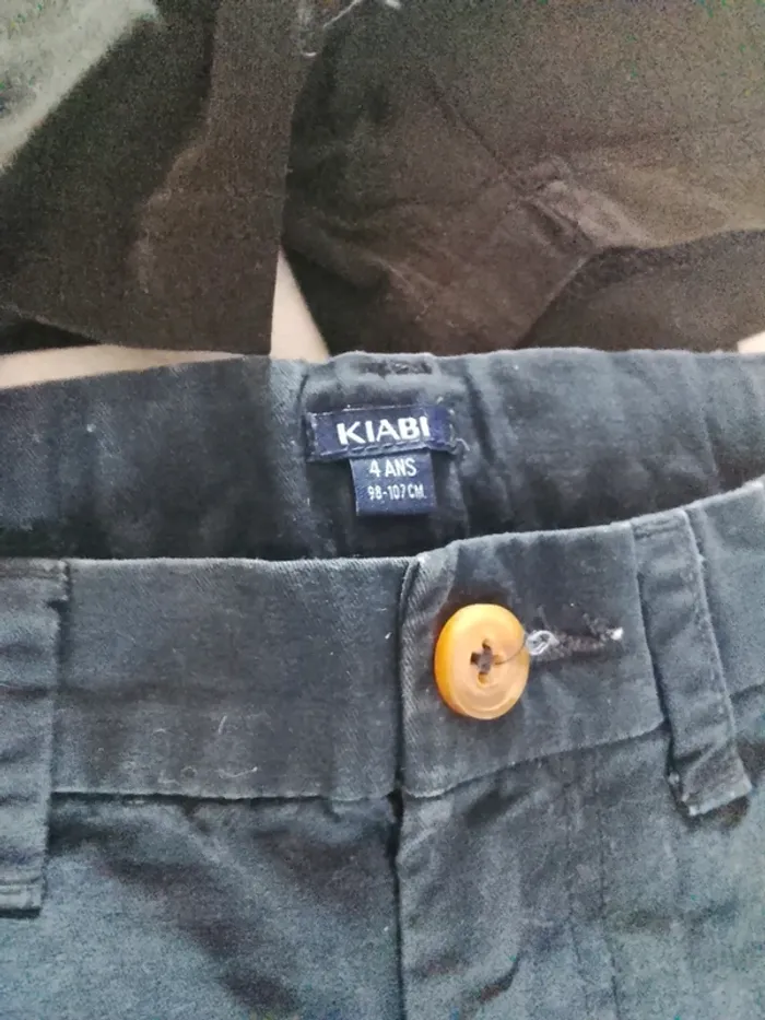 Lot short 4ans - photo numéro 4