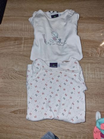 Lot de 2 body 6 mois