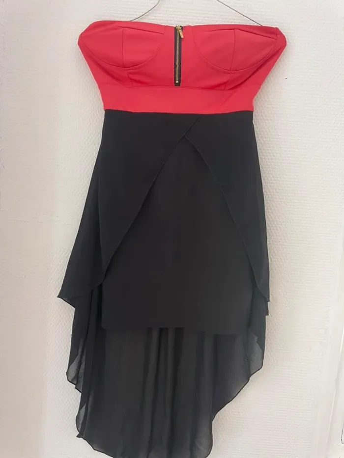 Robe bustier avec traîne