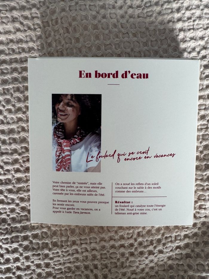 Foulard Tara Jarmon - photo numéro 2