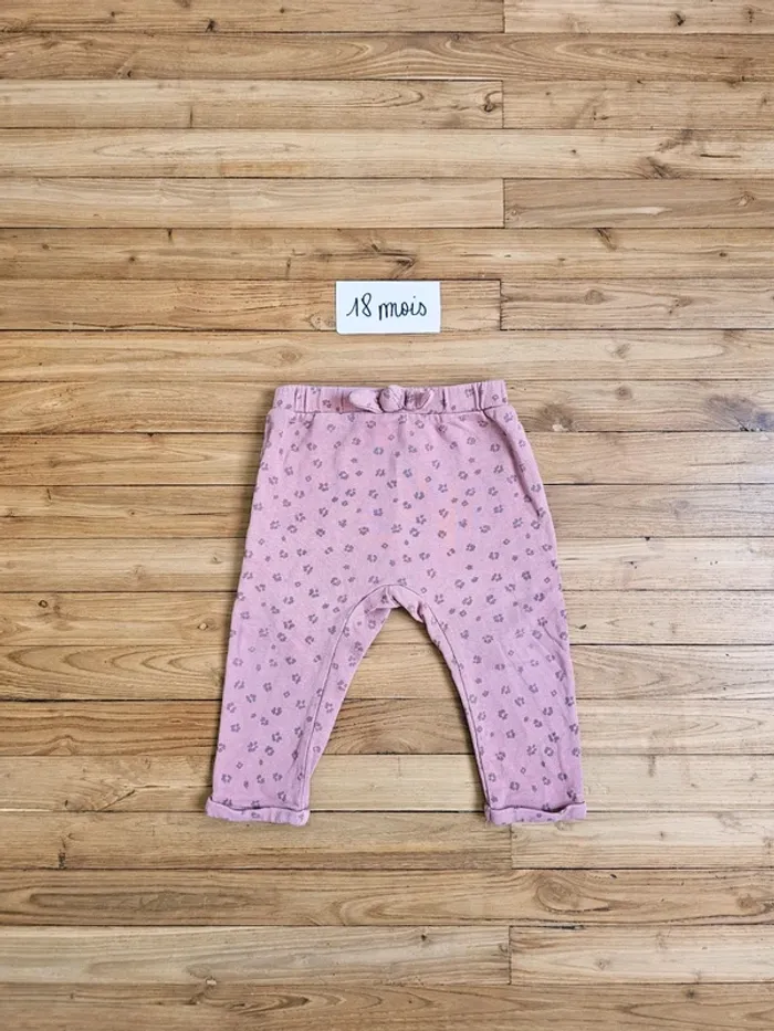 Pantalon jogging rose avec motif panthère bébé fille 18 mois