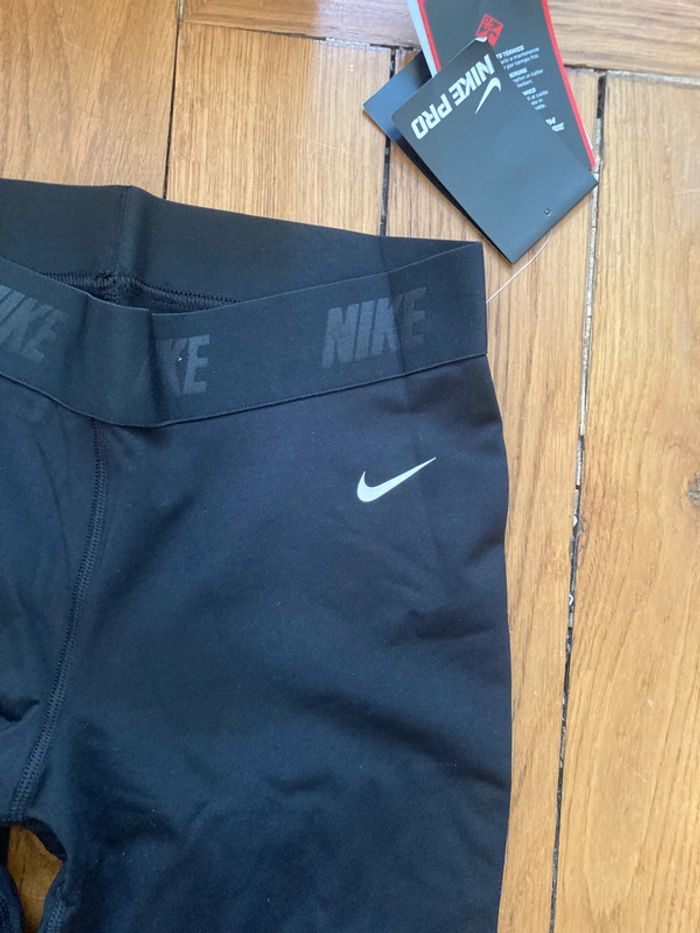 Legging Nike Pro Hyperwarm noir – Taille 13/15 ans – Neuf avec étiquettes Jamais porté - photo numéro 2