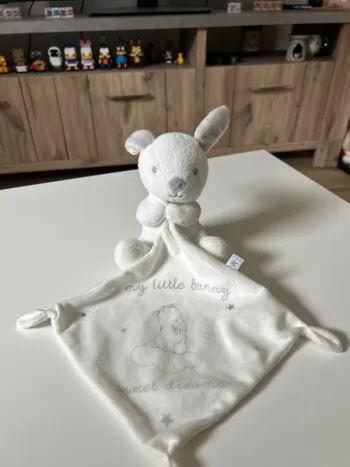 Doudou mouchoir lapin simba toys