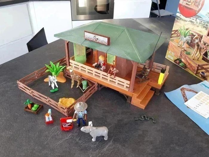 35 € 🐘 playmobil 6936 - centre de soins pour animaux de la savane 🌿 - photo numéro 3