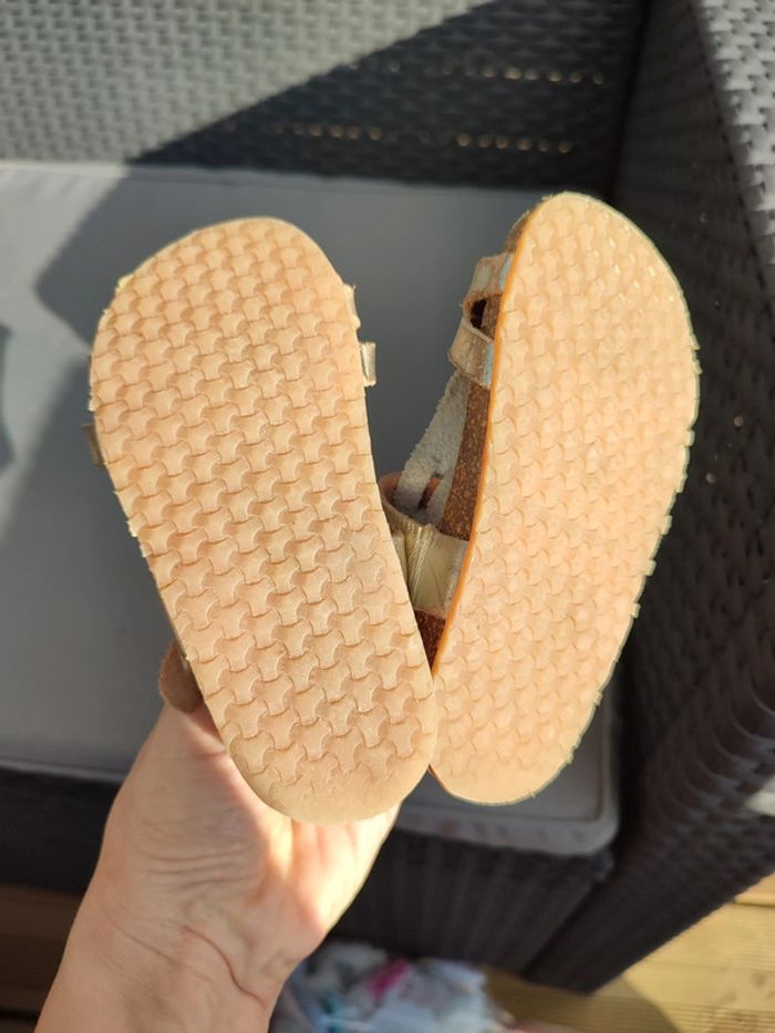 Sandales fille 23 - photo numéro 4