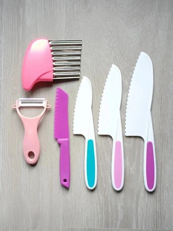 Ensemble de cuisine 6 pièces pour enfant neuf