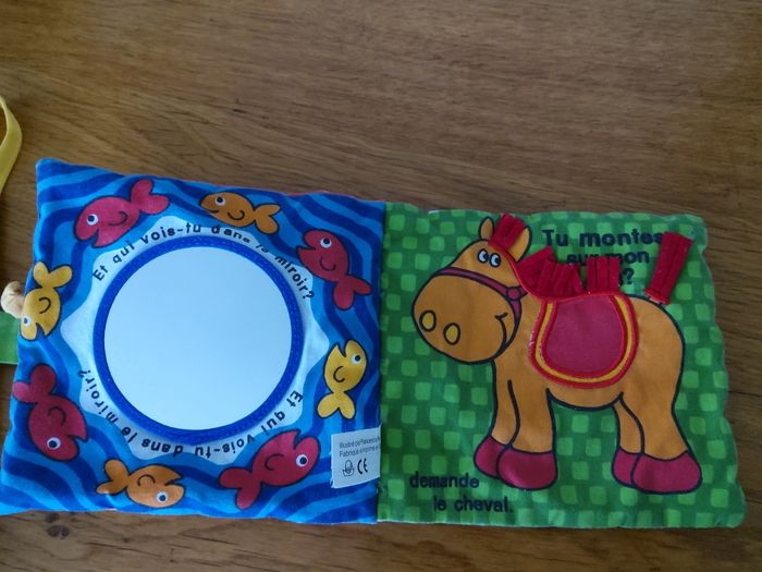 Lot de 2 livres en tissu  pour bébé - photo numéro 5