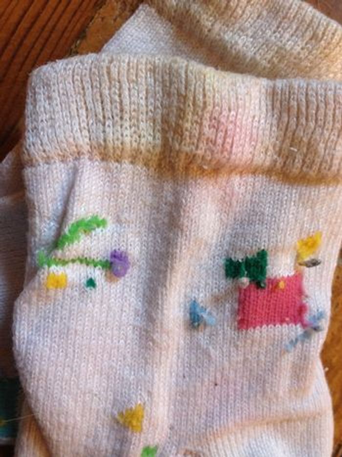 Une paire de chaussettes imprimés pour bébé - photo numéro 8