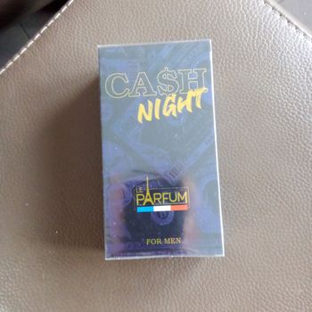 🌹Parfum "Cash Night " tout neuf 🌹
