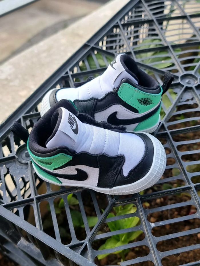 Jordan 1 crib Bebe verte 18,5 - photo numéro 2