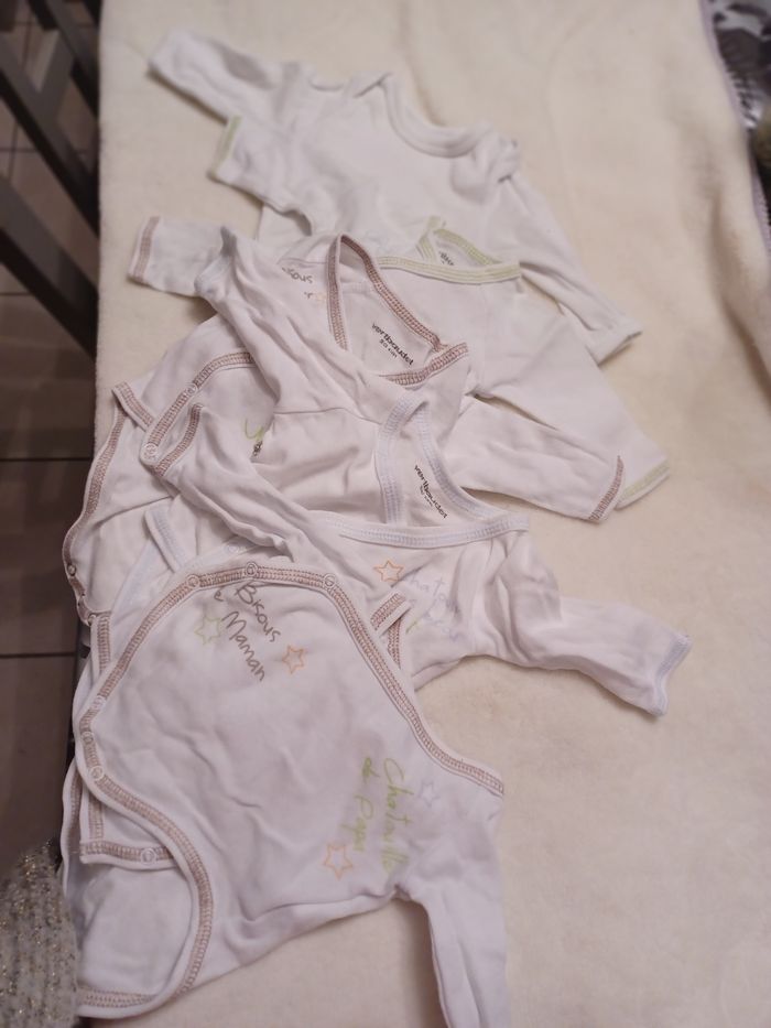 Lot de vêtements bébé - photo numéro 3