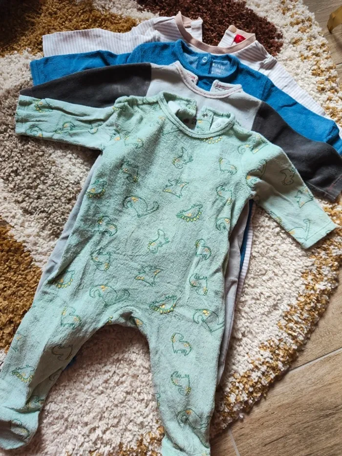 Lot 4 pyjamas velours