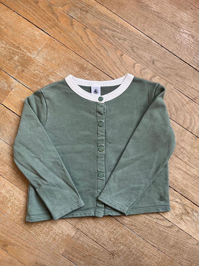 Tee-shirt et gilet Petit Bateau 6 ans - photo numéro 2