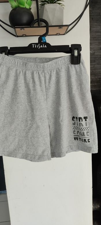 Short Decathlon 7/8 ans