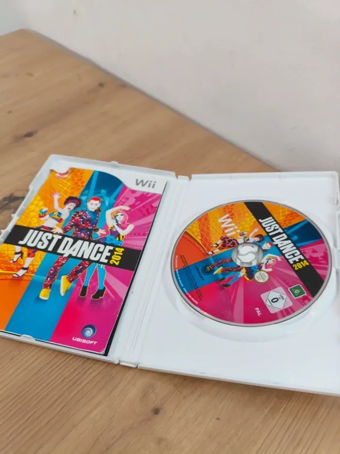 Jeu Nintendo Wii just dance 2014 - photo numéro 3
