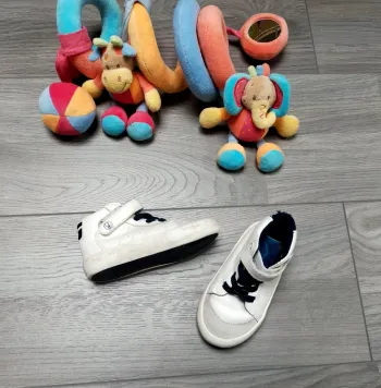 Baskets blanches scratch garçon 23 Obaibi