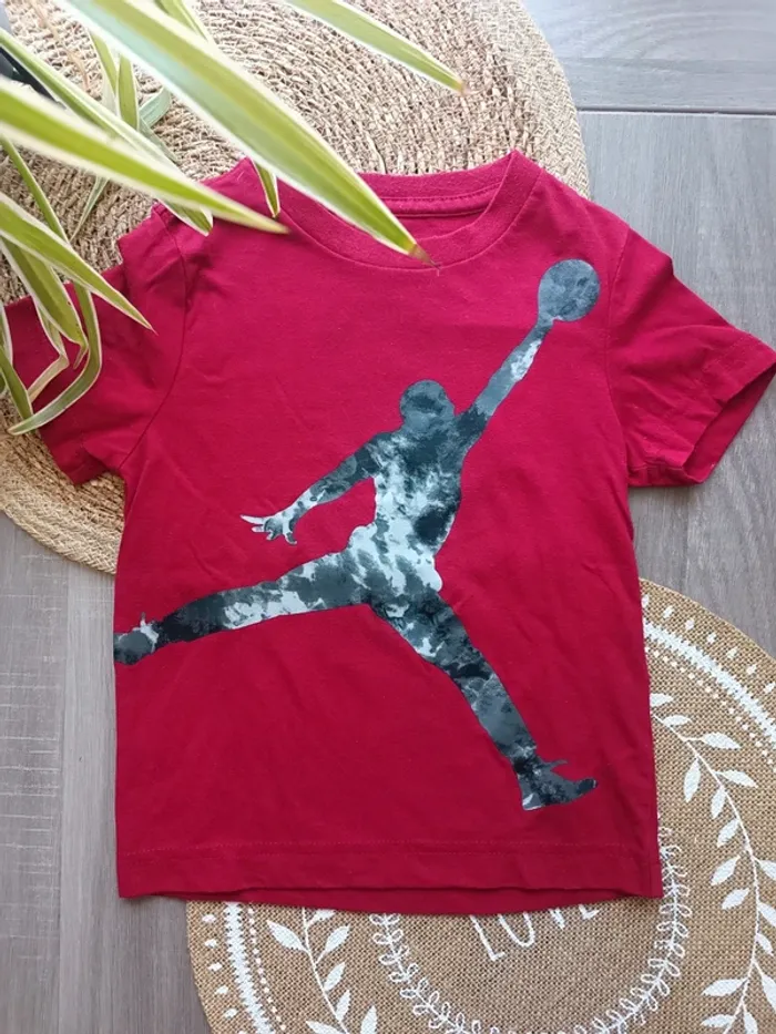 🐼 Ensemble Jordan taille 2-3ans - photo numéro 3