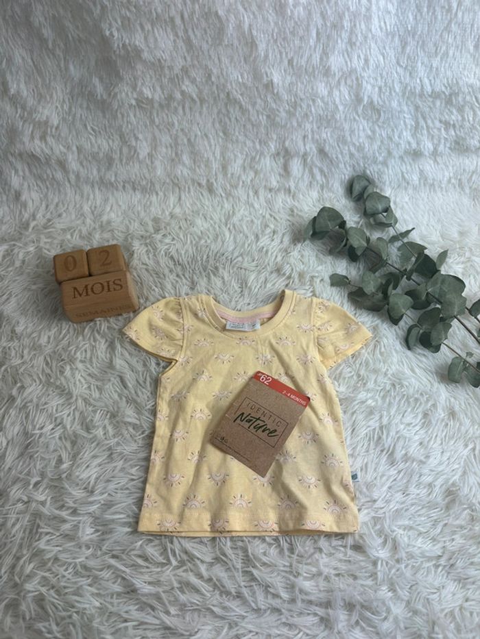 T-shirt jaune identic nature taille 2-4 mois