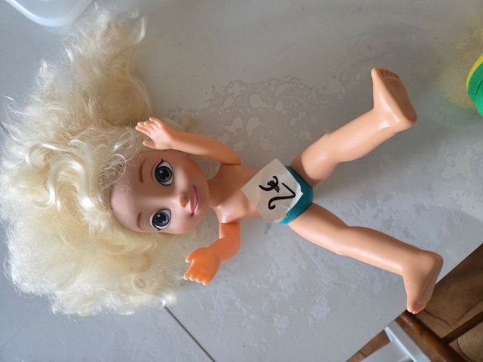 Lots poupee licorne et dora - photo numéro 6