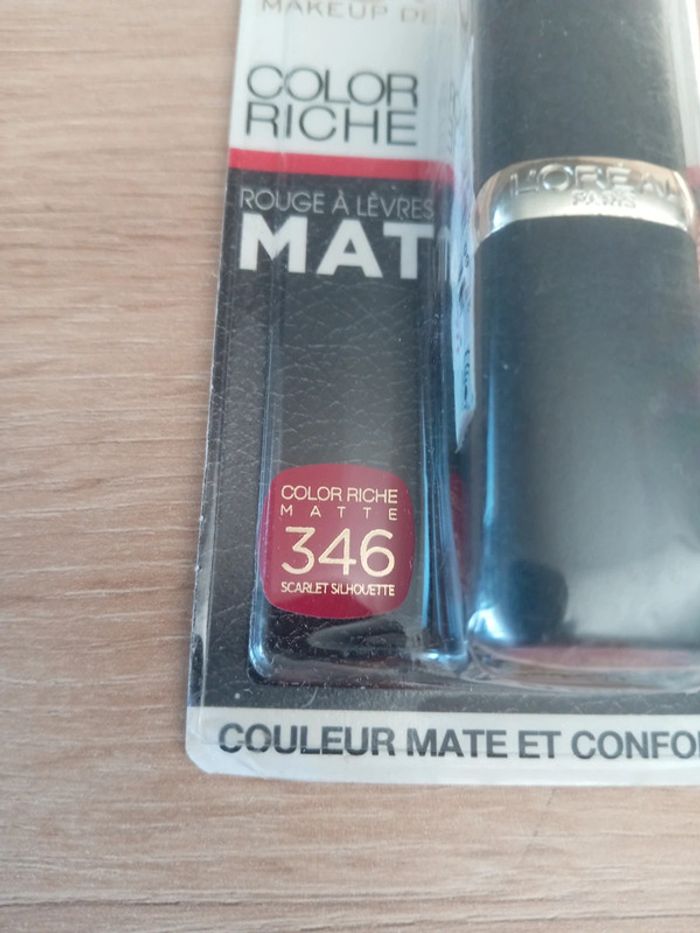 Rouge a lèvres coloris 346 - photo numéro 2