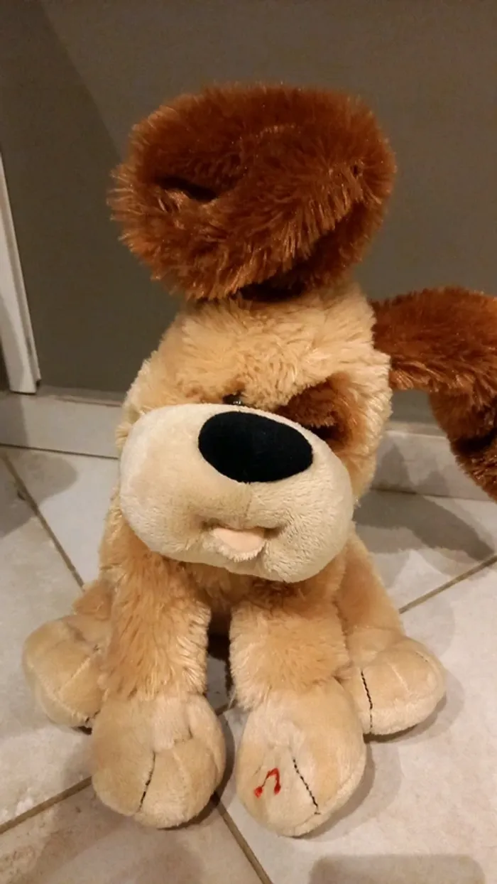 Chien peluche - photo numéro 2