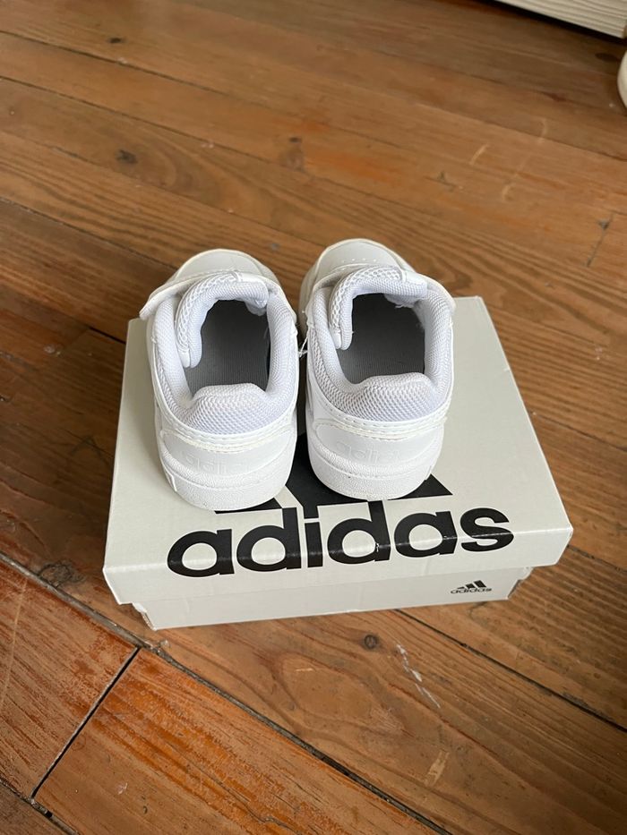 Basket adidas - photo numéro 3