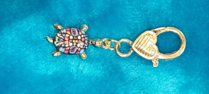 Porte-clés tortue motifs mayas - photo numéro 2