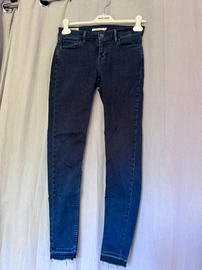 Jeans Levi’s 710 Super Skinny W27/L32