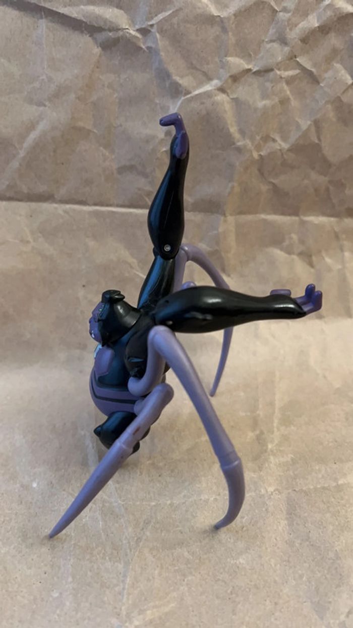Bandaï - Ben 10 - Figurine articulée Ultimate Spidermonkey extraterrestre 8 cm - photo numéro 5
