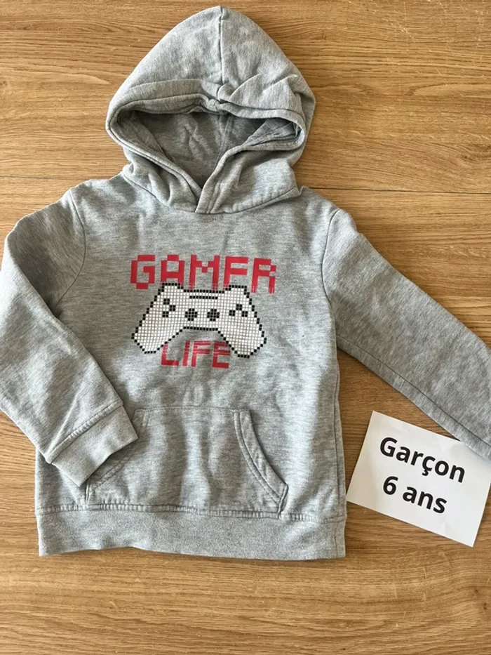Sweat gris